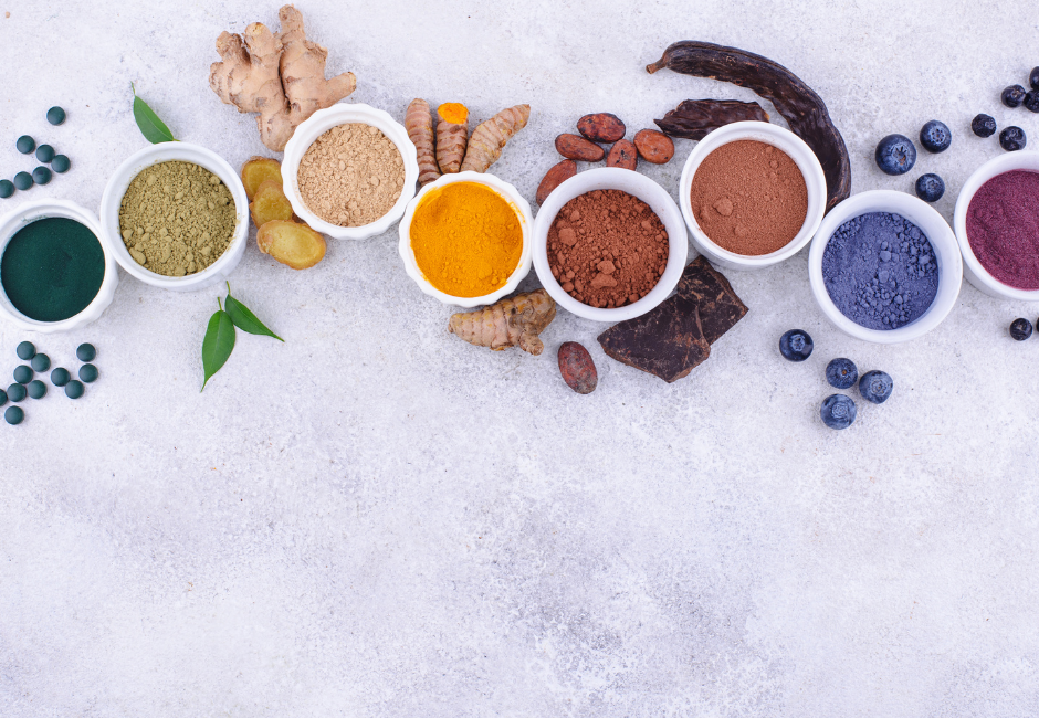 Ta superfoods sti diatrofi mas e1696949398256